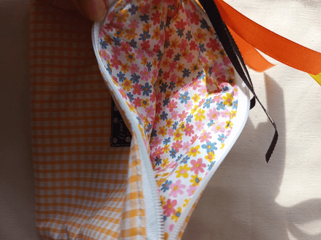 Trousse a message vichy