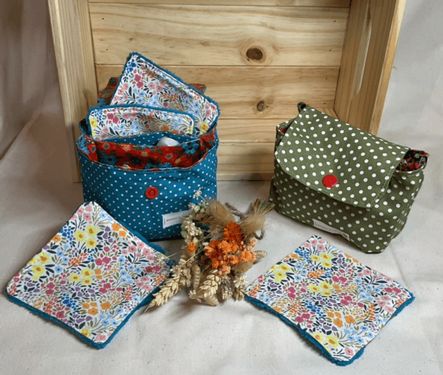 Pochette de rangement double a pois 