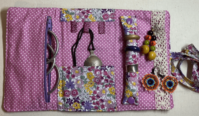 Pochette à bijoux nomade 