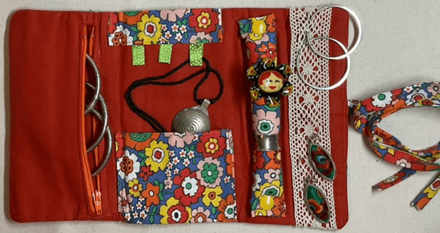 Pochette à bijoux nomade