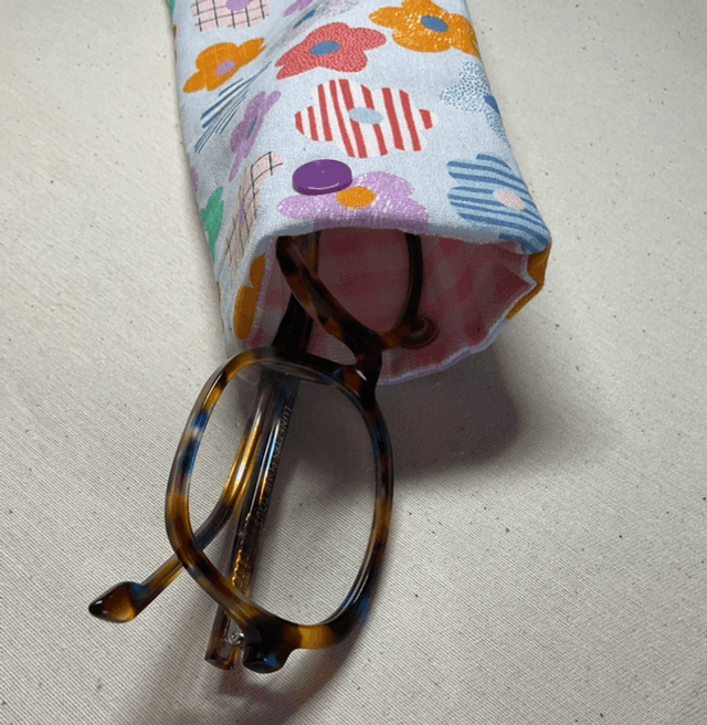 Étui à lunettes en coton imprimé fleuri